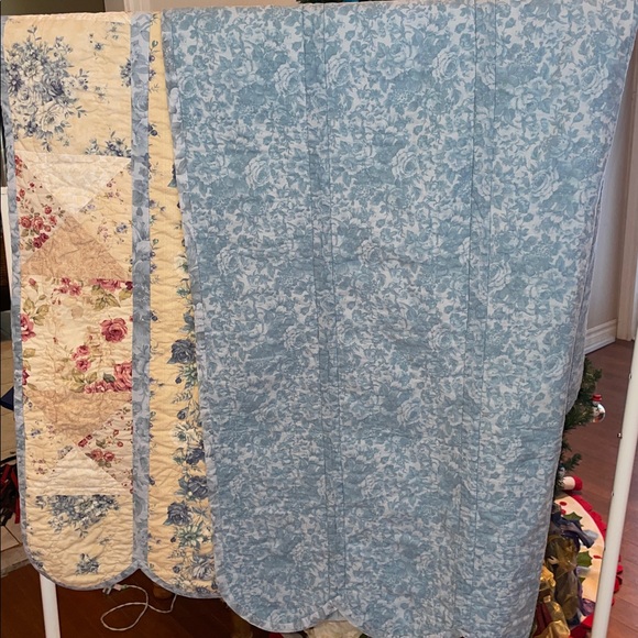 Quilt vintage scalloped edge - Picture 4 of 4